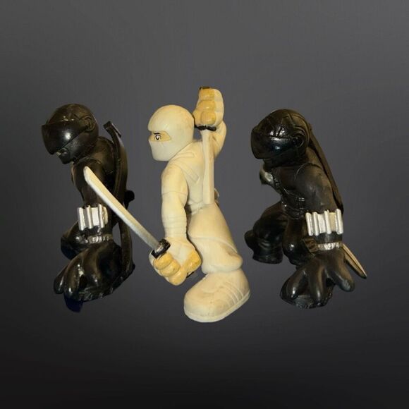 Hasbro G.I. Joe Rise of Cobra Combat Heroes Snake Eyes & Storm Shadow Figure B18 - Picture 2 of 3